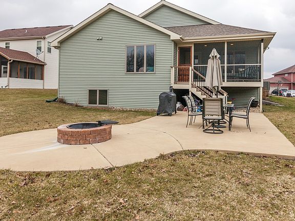 2nd image of 251 Brewster Dr
