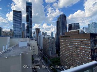 386 Yonge St #1601, Toronto, ON M5B 0A5