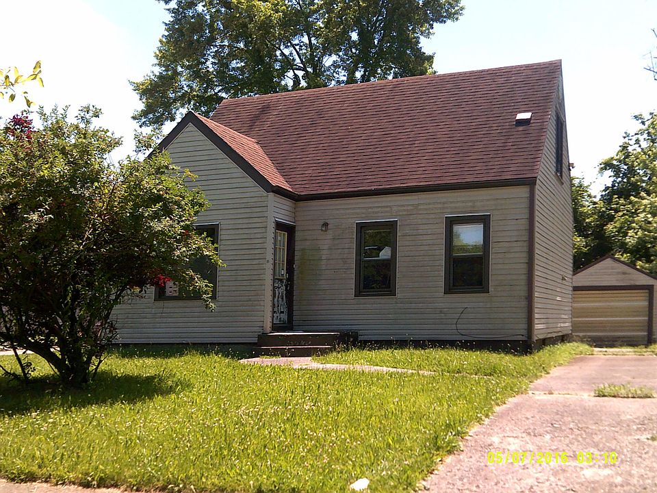 1st image of 2451 Vendome Dr S