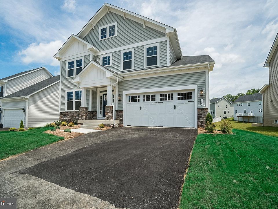 1st image of 18 Doria Hill Dr