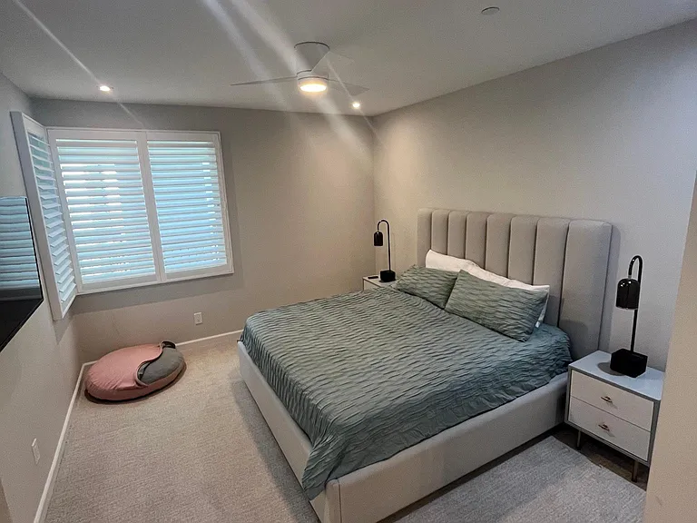 5470 La Jolla Blvd #H202 — Photo 6