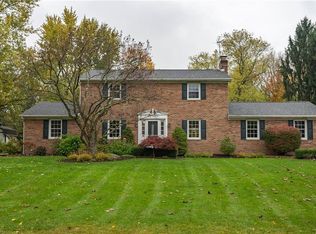 2036 Hunting Valley St NW, North Canton, OH