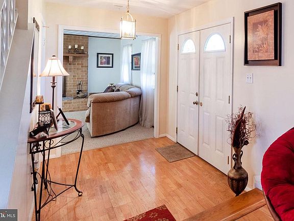 2nd image of 10007 Sudley Manor Dr