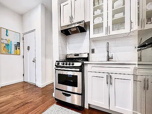 2nd image of 470 W 141st St APT 1A