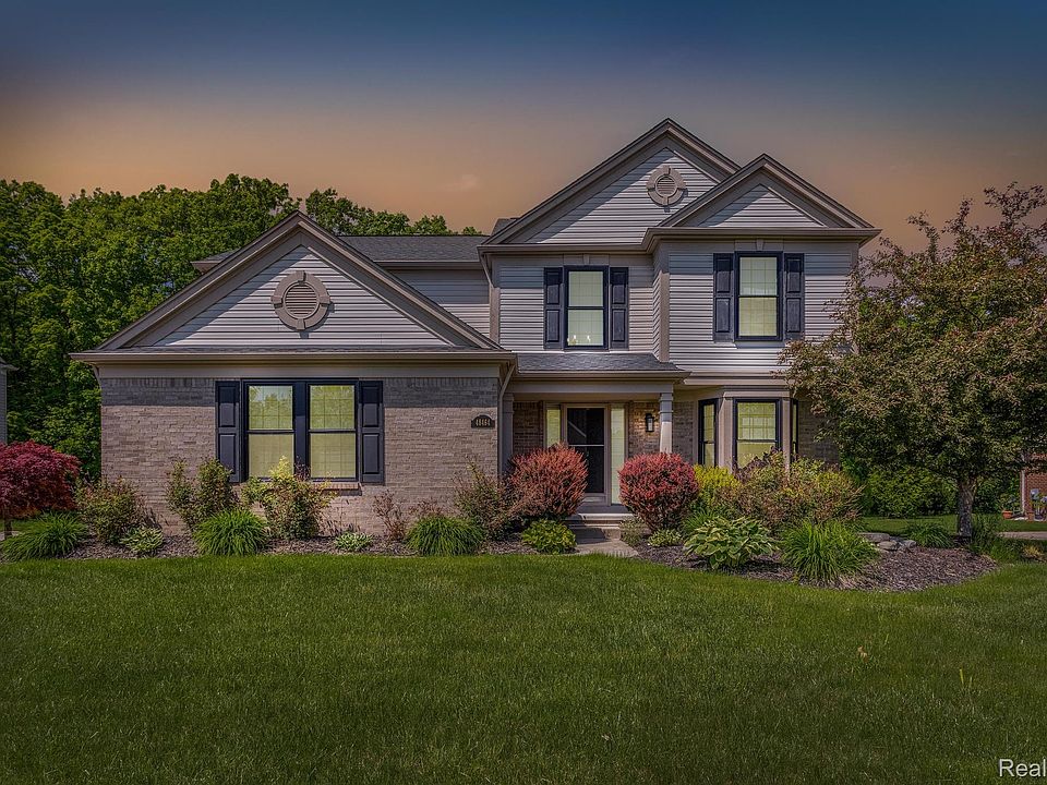 1st image of 48464 Greenwich Ln