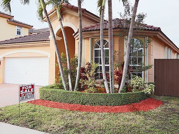 2nd image of 8524 NW 110th Ave