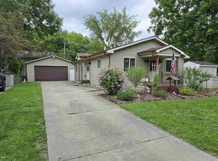 10 Woolworth Ct, Mount Clemens, MI 48043