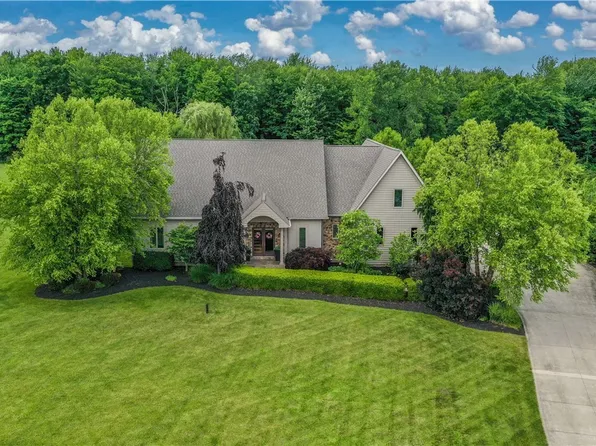 2969 Huntington Way, Aurora, OH 44202