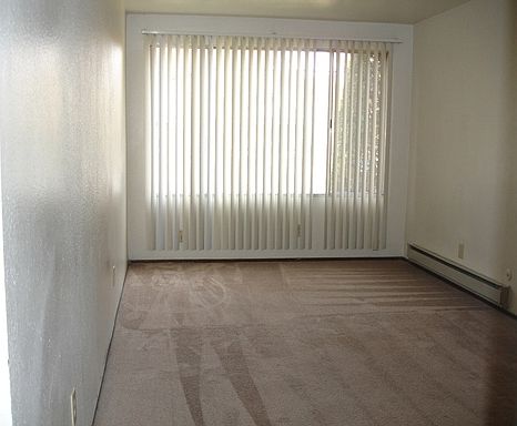 4th image of 350 E 700 S APT K207