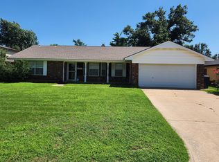 11016 NW 116th St, Yukon, OK 73099