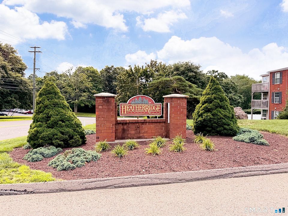 1st image of 49 Heather Ridge