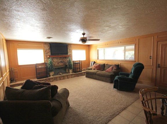 2nd image of 4027 Stillwood Ln