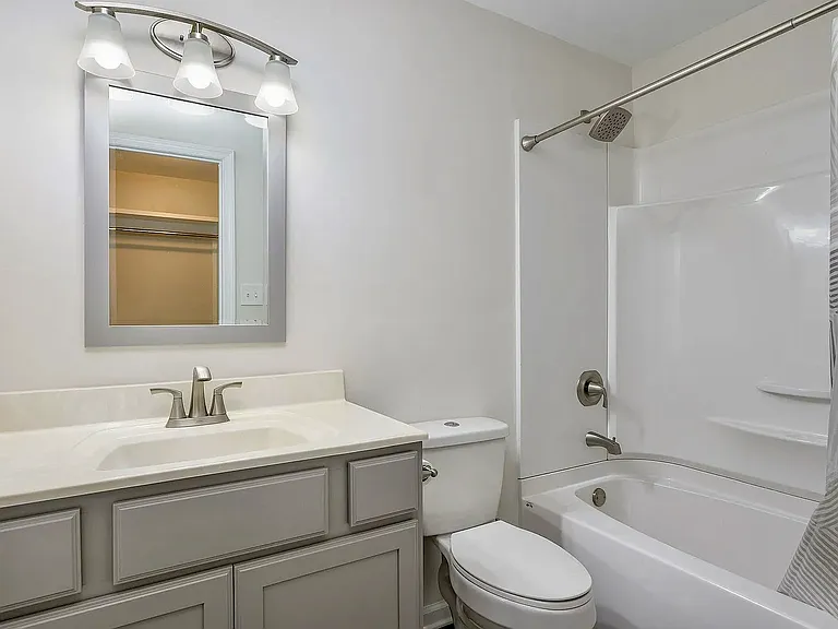 114 Harvest Dr — Photo 12