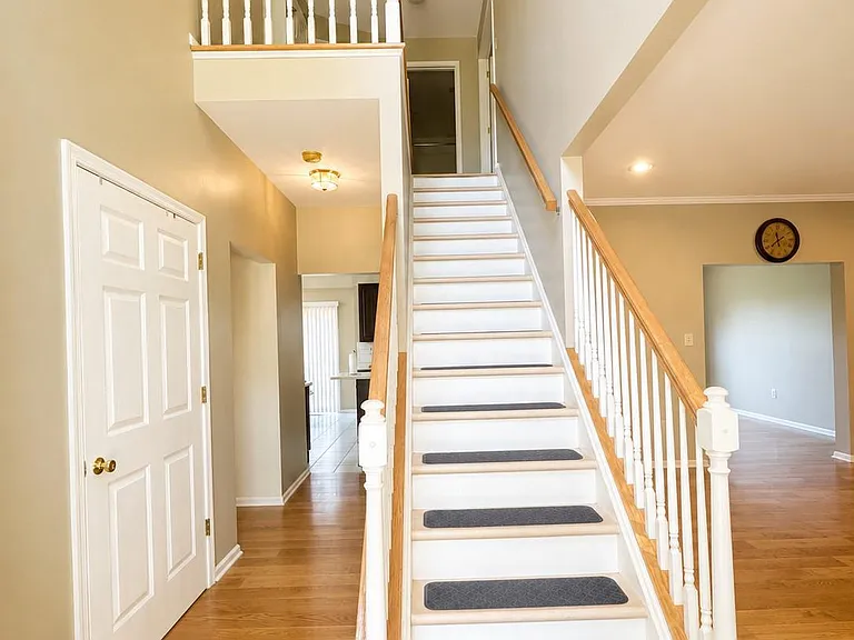 4037 Runnymead Dr — Photo 3