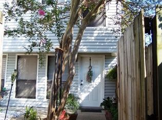 8413 E Cypress Point Ct, Baton Rouge, LA 70809