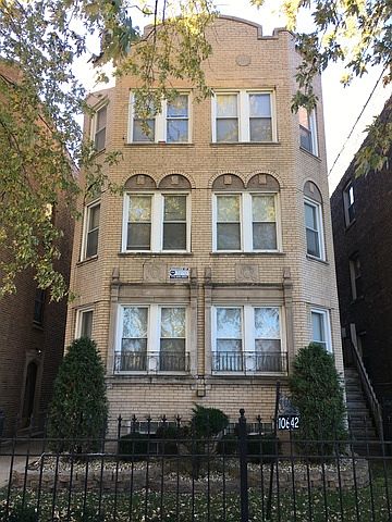 1st image of 10642 S Avenue C #2REAR