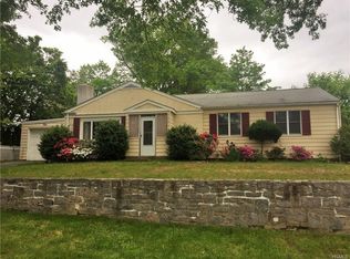 4 Patricia Ln, White Plains, NY 10605