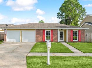 3821 Liro Ln, Harvey, LA 70058