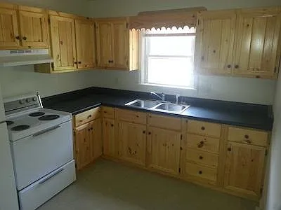 124 Monfredo St #3 Photo 1