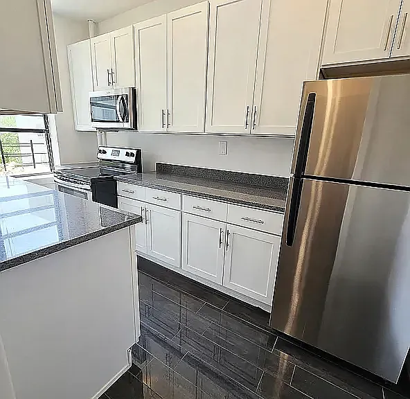 1947 Ocean Ave — Photo 1
