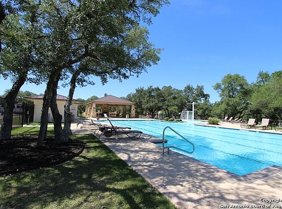 5th image of 5729 Dry Comal Dr