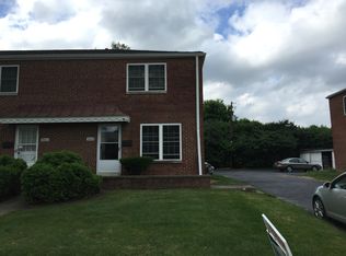 2033 Ridgeview Rd, Columbus, OH 43221