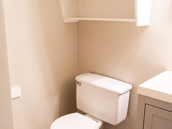 4th image of 1806 Minnis Ave #10453387