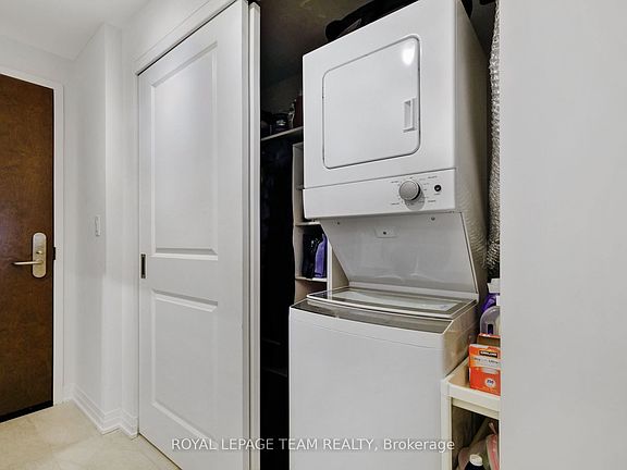 5th image of 805 Carling Ave #1508