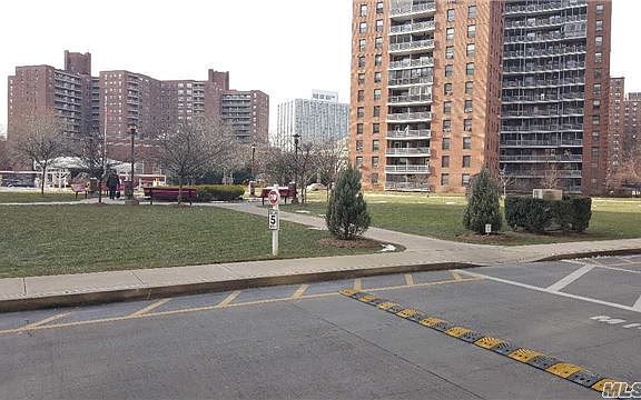 4th image of 6115 98th St APT 4M