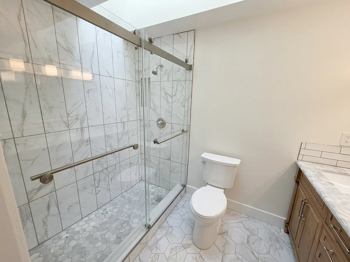 3 bed, 2000 sqft, $3,150 — Photo 3