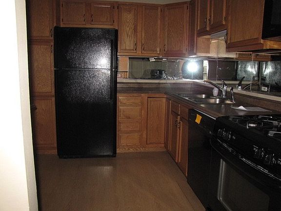 5th image of 3041 S Michigan Ave Unit 406