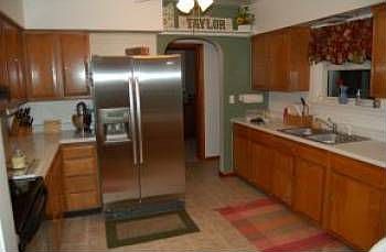 3rd image of 307 Overlook Dr