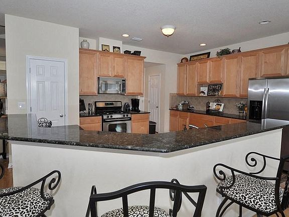 4th image of 6607 Newport Palms Ct
