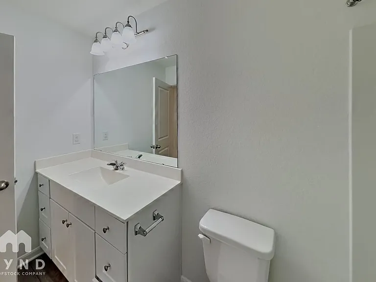 5924 Pearl Mdw — Photo 17