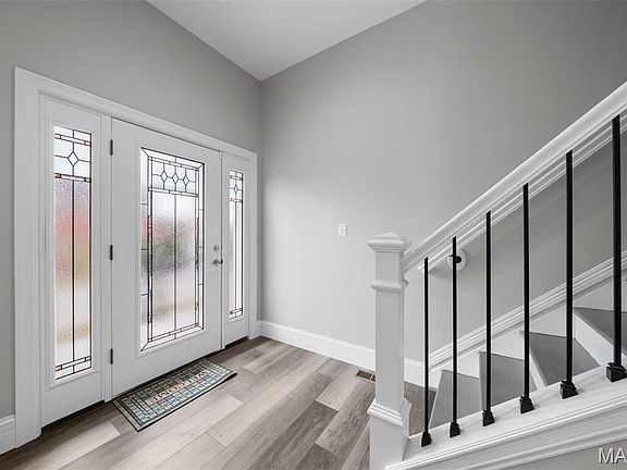 3rd image of 4413 Hunt Ave