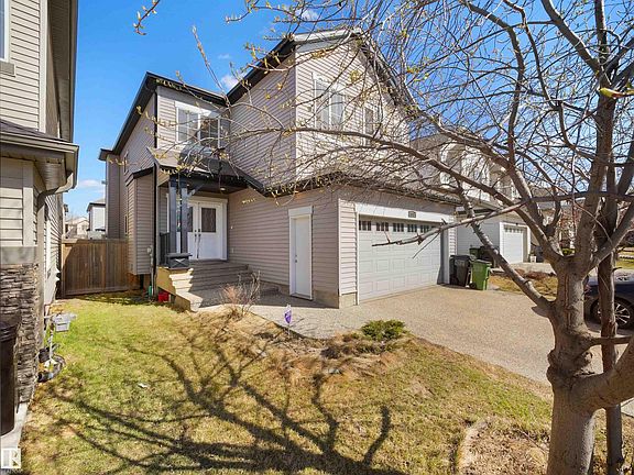 3rd image of 1015 61st St SW