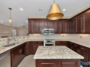 106 Overbrook Dr, Madison, AL 35758