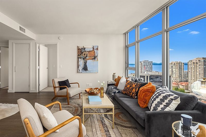 2nd image of 588 Bell Street #2201S