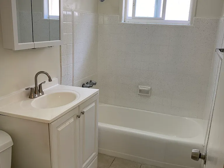5756 Lauretta St — Photo 10