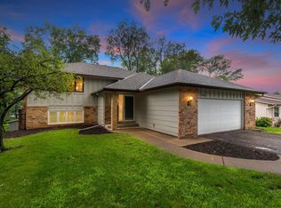 962 122nd Ln NW, Coon Rapids, MN 55448