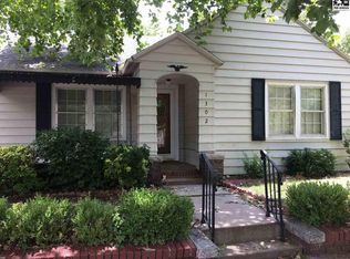 1302 N Walnut St, Hutchinson, KS 67501