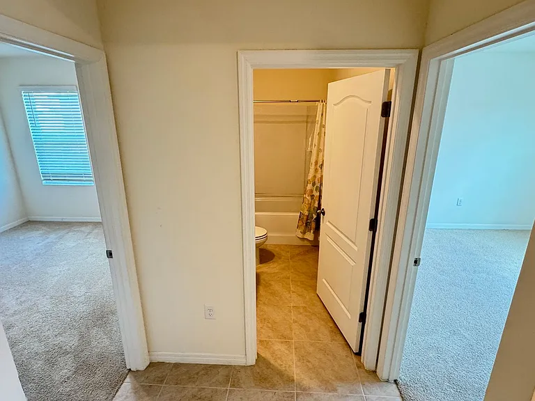 939 Stockport Dr — Photo 31
