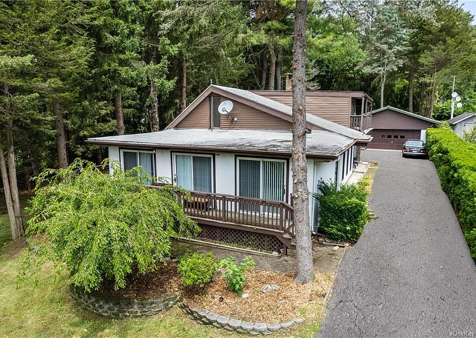 137 Noxon Road, Poughkeepsie, NY 12603 Zillow