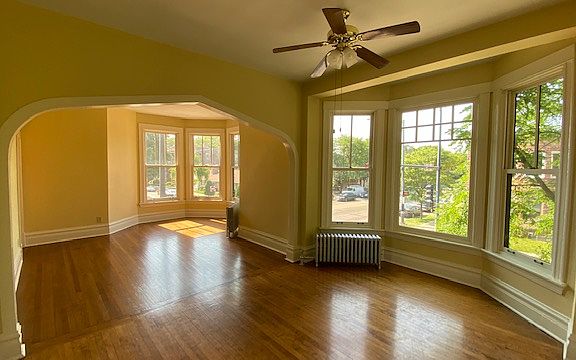 2nd image of 5357 N Ashland Ave APT 2F