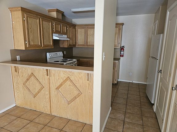 3rd image of 1006 Lilia Dr APT 101