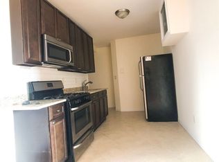 4111 28th Ave, Astoria, NY 11103
