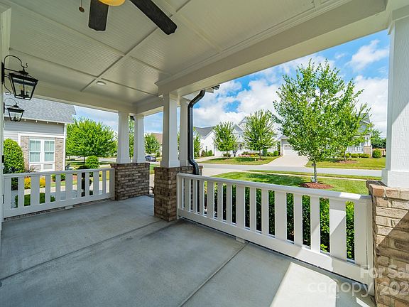 4th image of 140 Slocumb Ln