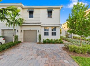 210 SW 170th Ave #210, Hollywood, FL 33027