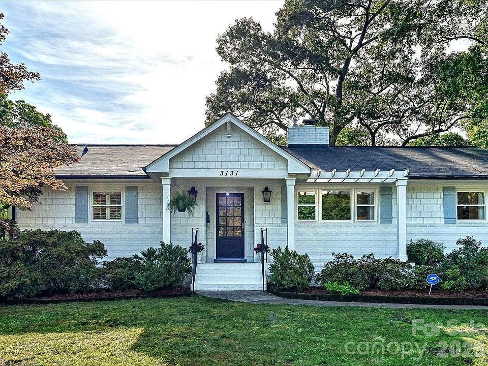 1st image of 3131 Pinehurst Pl
