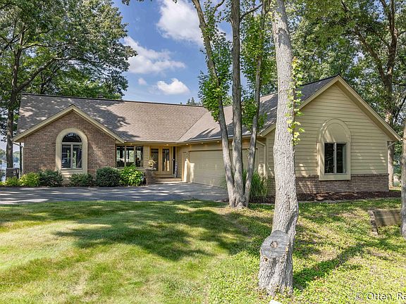 3rd image of 3785 Siebers Ln NE